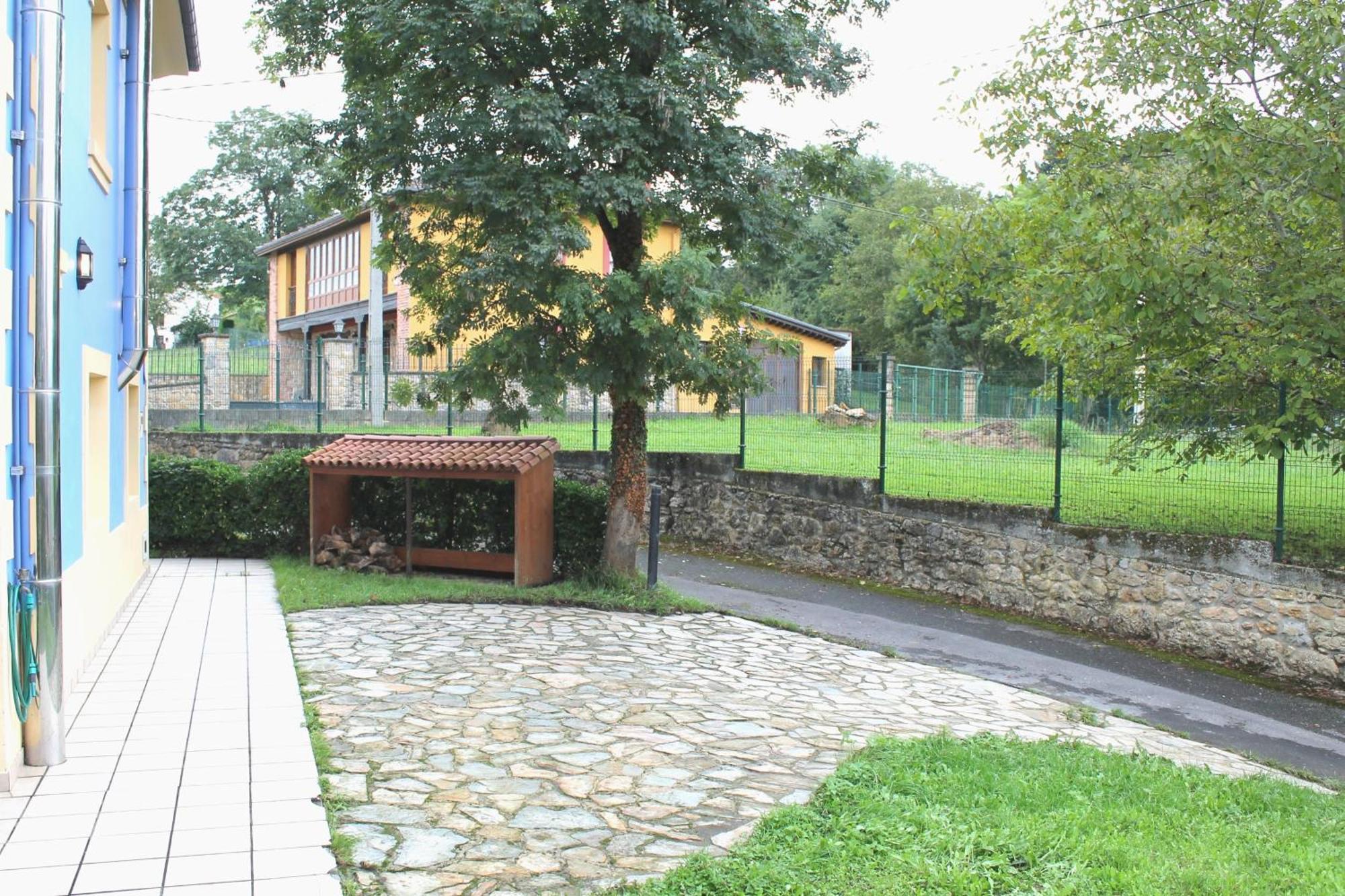 Casa De Aldea Monga 9 En Nava, Asturias Nava